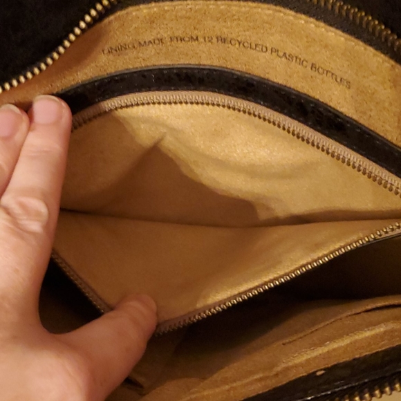 🪁2/$40 Matt and Nat Convertible Envelope Purse - Picture 6 of 8